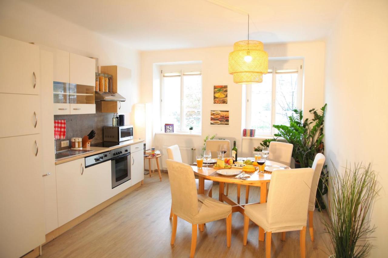 Modern In The Famous Postcard Apartment *
